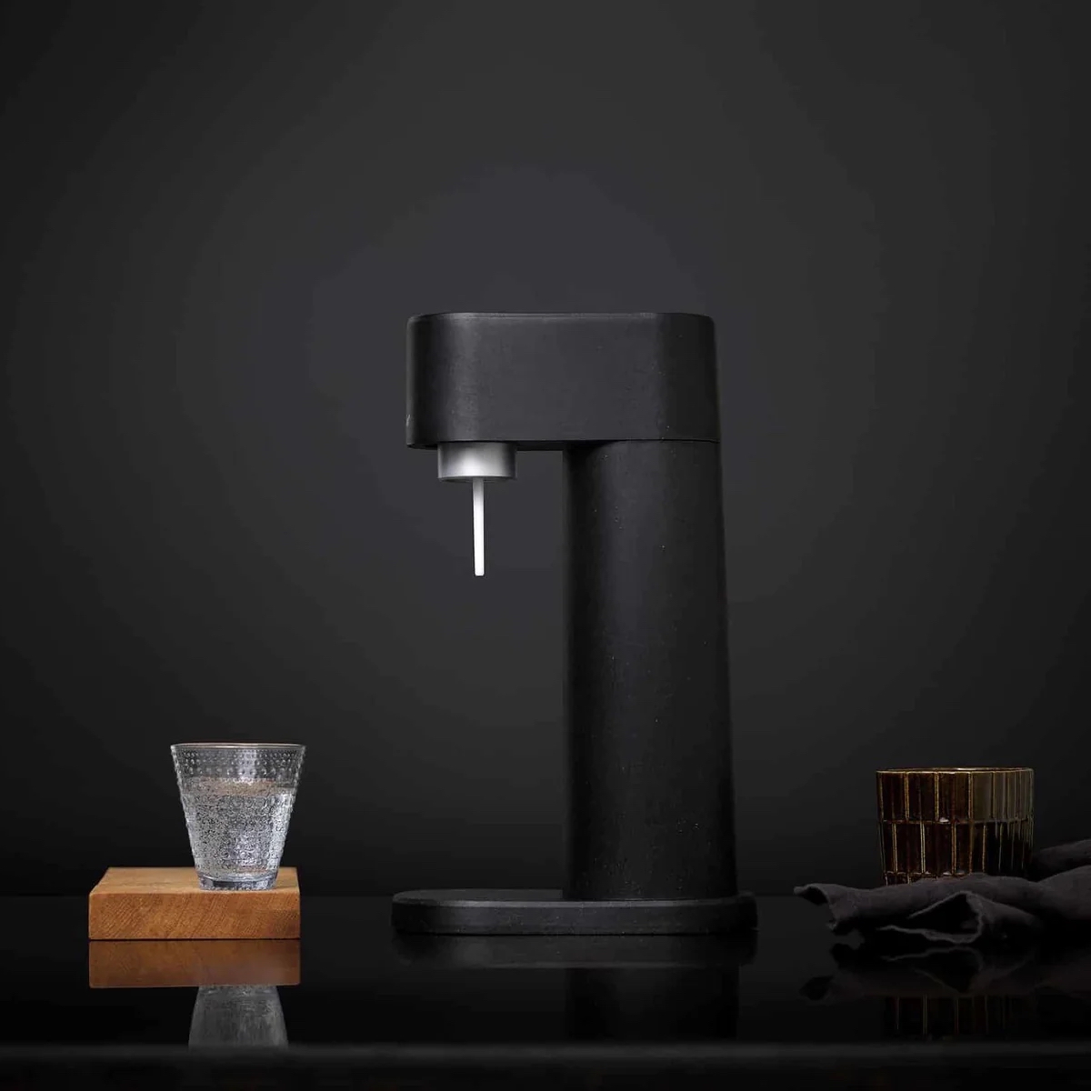 MySoda-Woody-Black-bruiswater-apparaat-inclusion-CO2-cilinder-612859-6 kopija Mysoda Woody Ūdens Karbonizators Melns - Image 1